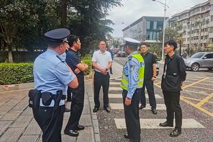 季孟年：现阶段波神对绿军太重要了 祈祷他千万千万保持健康